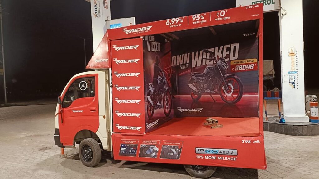Van branding